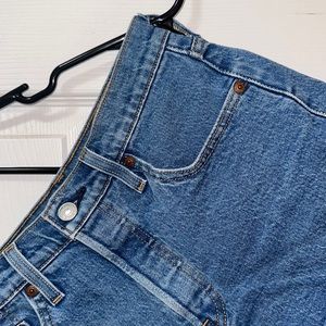 Levi’s denim shorts